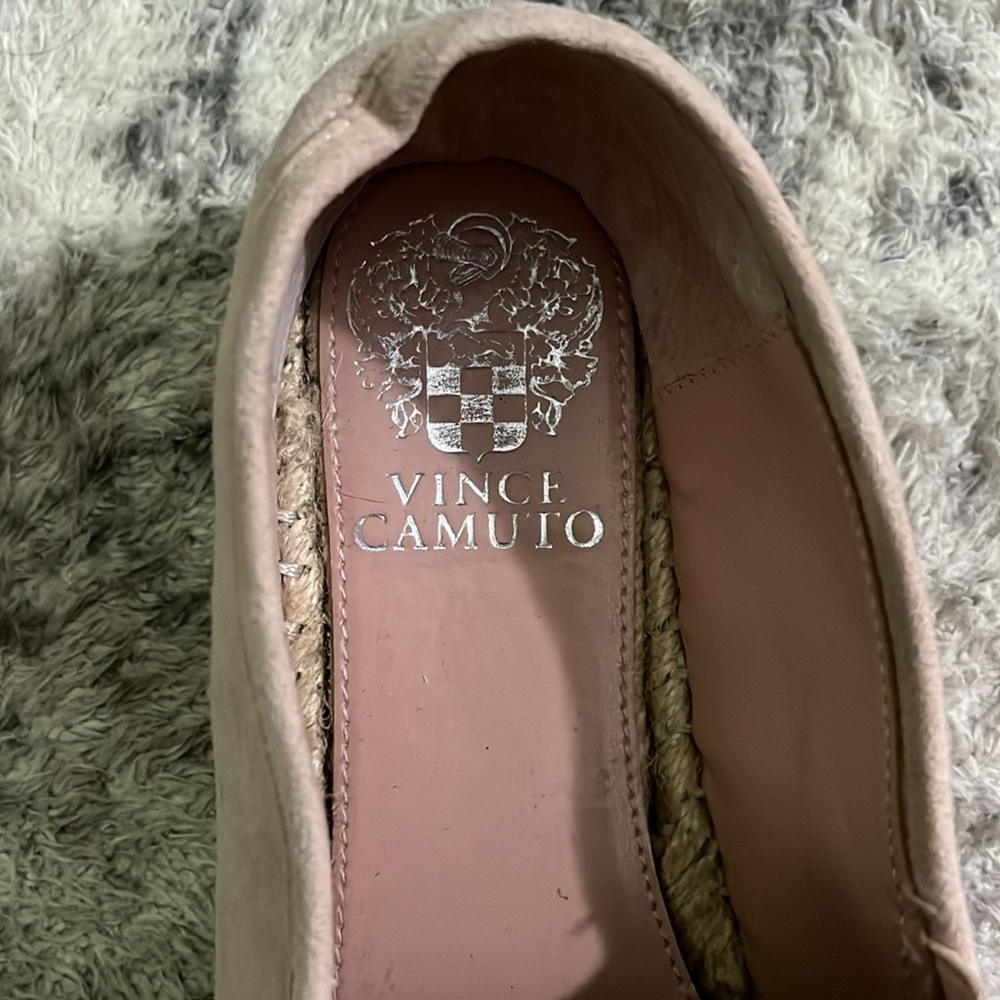 Pink shoes - Picture 3 of 5
